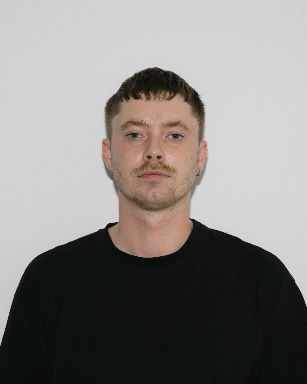 Portrait of Artist Joe O Brien at Notagallery in Berlin-Kreuzberg