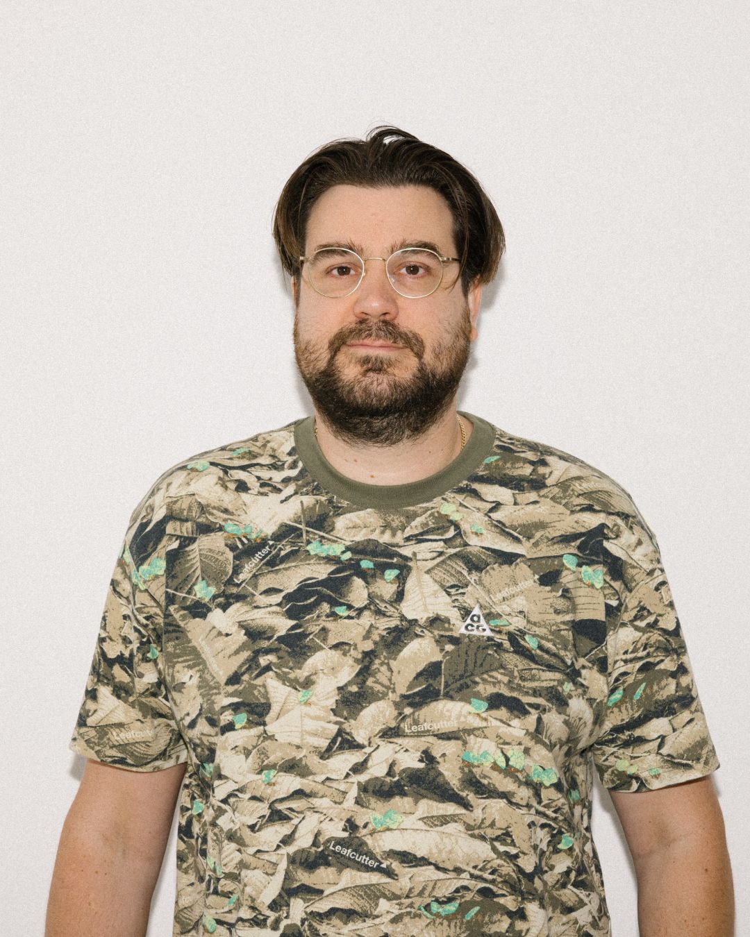 Portrait of Artist Rutger de Vries at Notagallery in Berlin-Kreuzberg