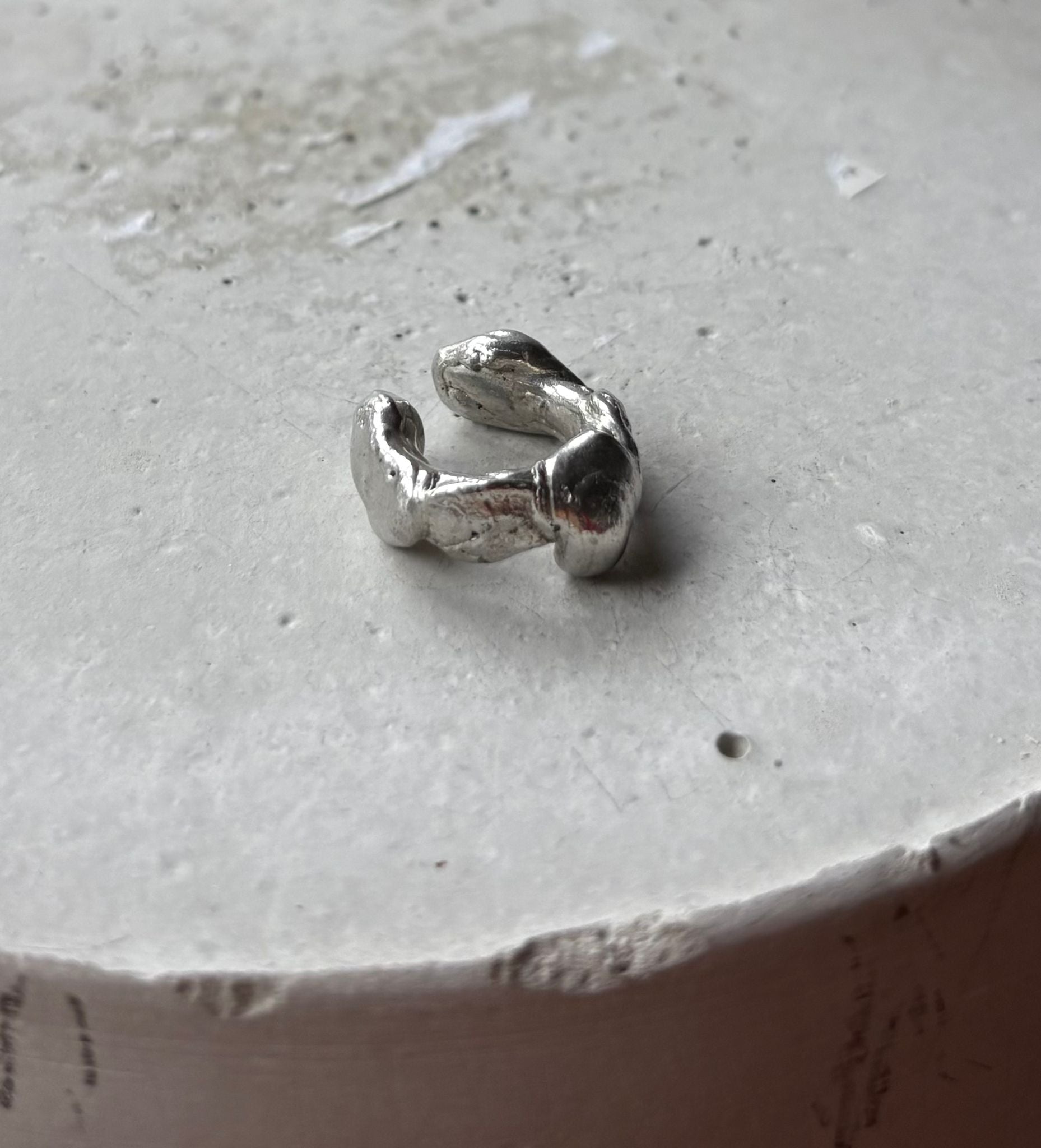 TUMIDA Earcuff
